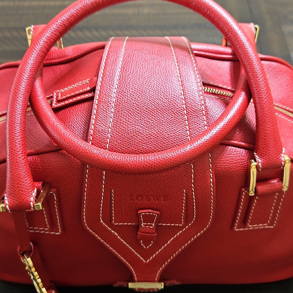 Loewe Red Leather Satchel with Gold Hardware - Picture 8 of 9
